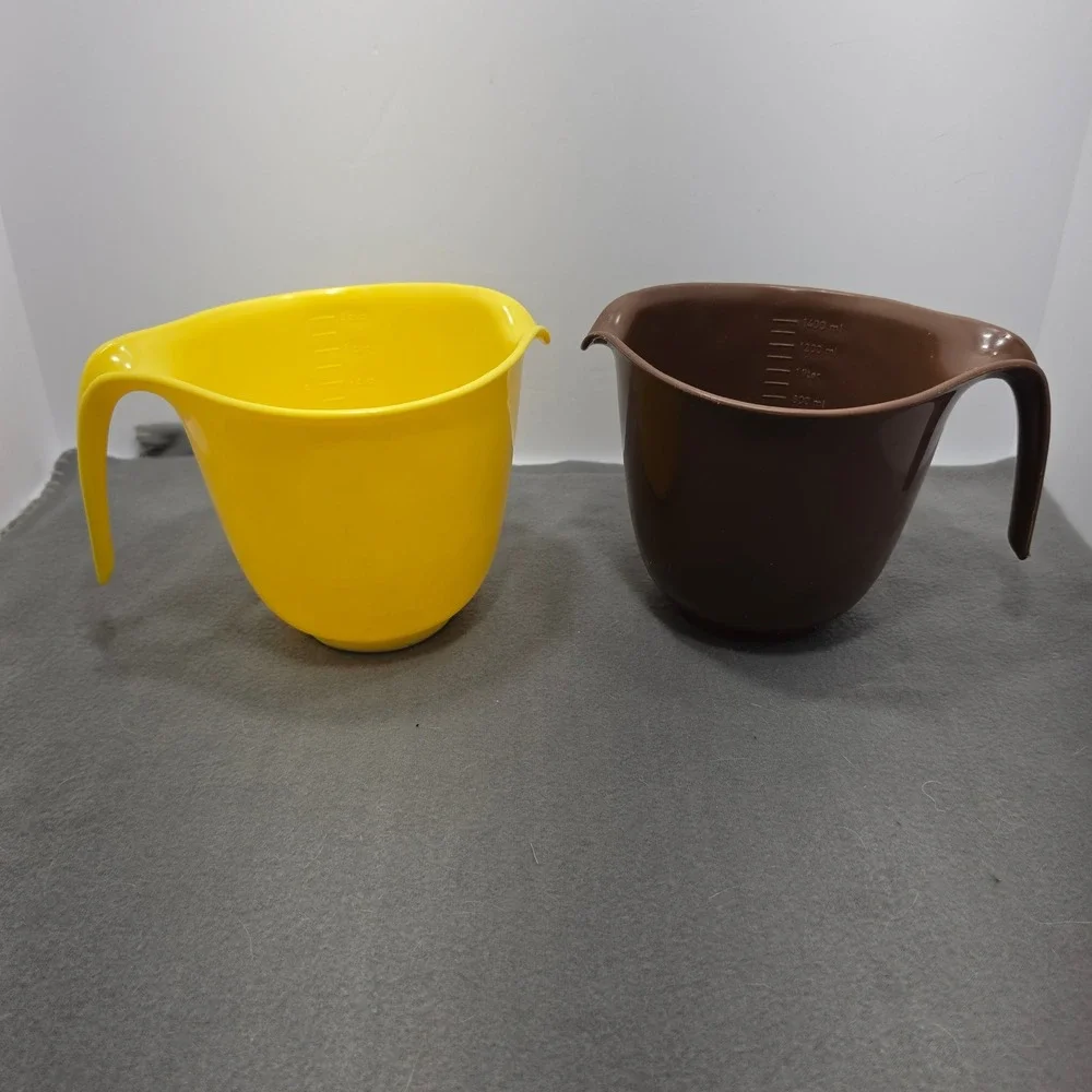 Vintage Tupperware 1.4L Measuring Mixing Pitcher Set Yellow Brown Retro 6 Cup  G